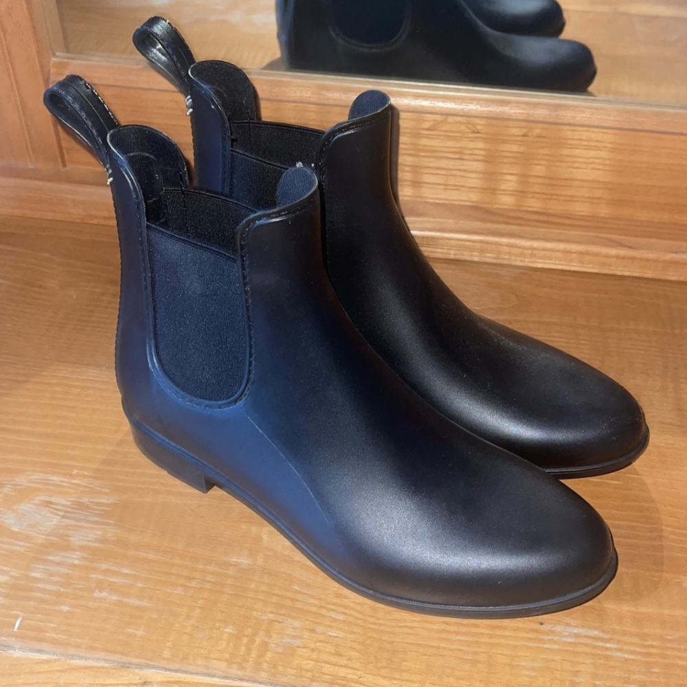 Brand new ankle boots!